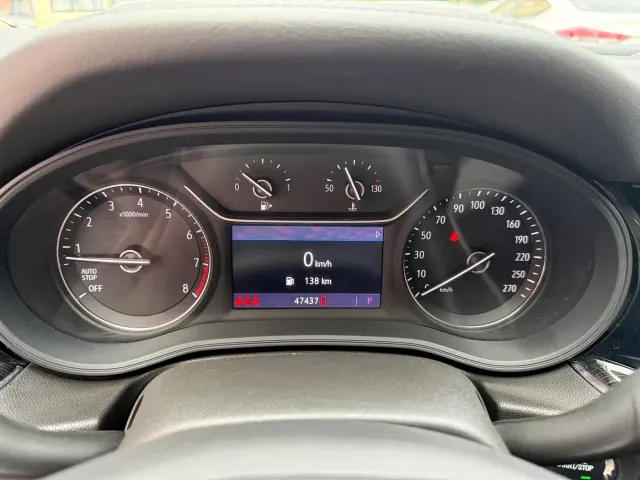 Buick Regal — Фото автомобиля 8