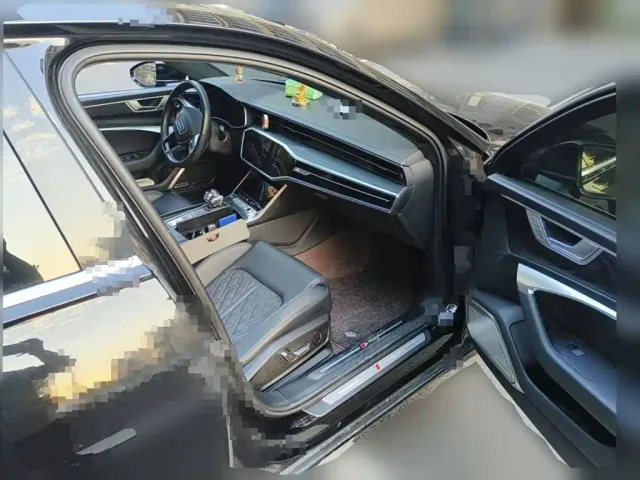 Audi A6L — Фото автомобиля 12