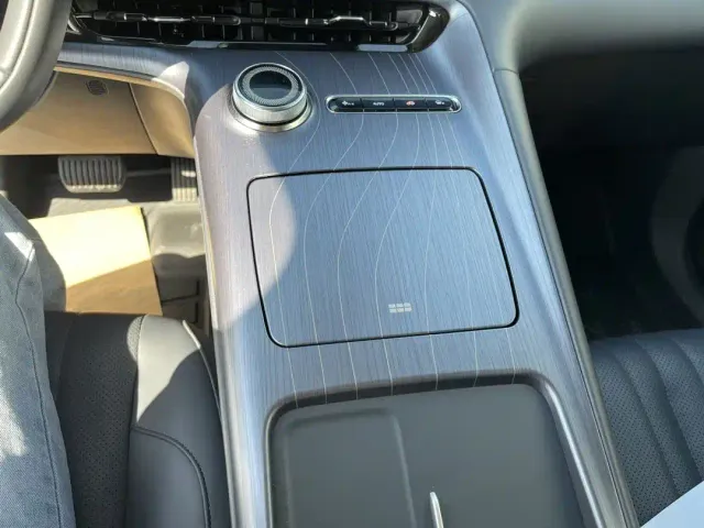 Geely Galaxy E5 — Фото автомобиля 12