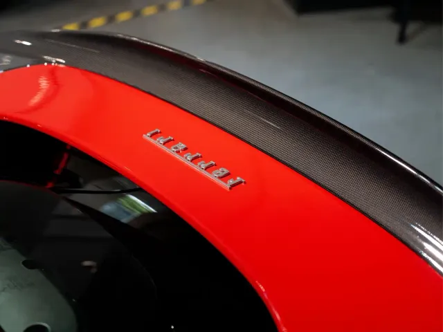 Ferrari SF90 — Фото автомобиля 9