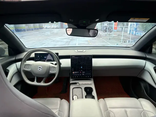 Nio ET5 Touring — Фото автомобиля 11