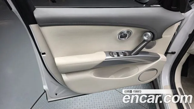 Genesis GV60 — Фото автомобиля 24