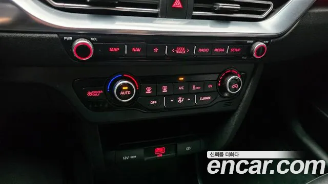 Kia Niro Niro Plus Air — Фото автомобиля 17