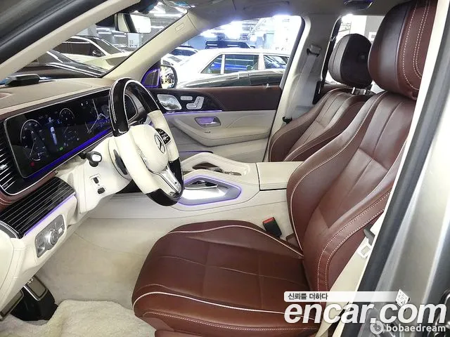 Mercedes-Benz GLS-Class — Фото автомобиля 20
