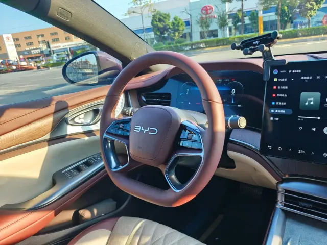 BYD Seal — Фото автомобиля 9
