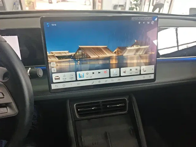 BYD Qin L — Фото автомобиля 12
