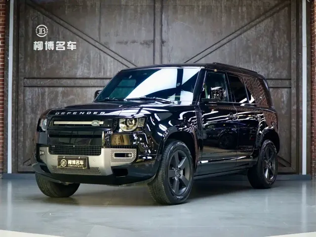 Фотография автомобиля — Land Rover Defender
