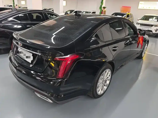 Cadillac CT5 — Фото автомобиля 6