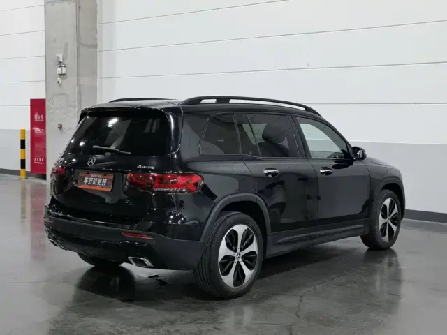 Mercedes-Benz GLB-Class — Фото автомобиля 2