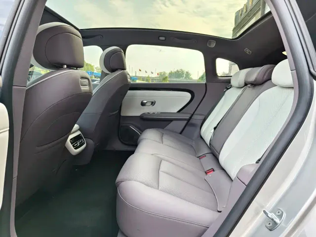 Changan Qiyuan A06 — Фото автомобиля 10