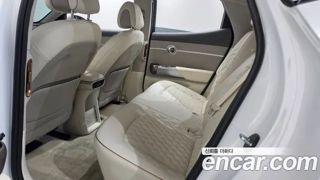 Genesis GV60 — Фото автомобиля 17