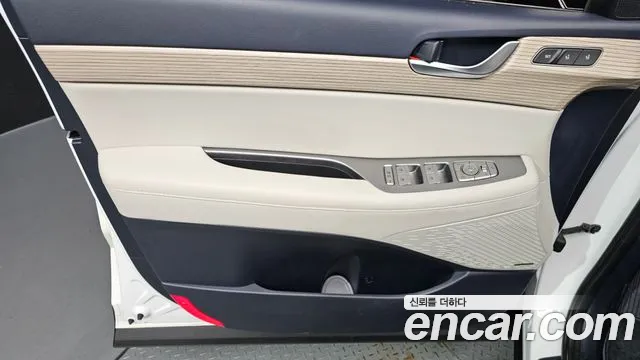 Hyundai Palisade Palisade Дизель 2.2 2WD — Фото автомобиля 20
