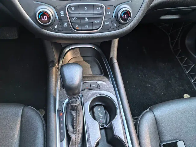 Chevrolet Malibu XL — Фото автомобиля 10