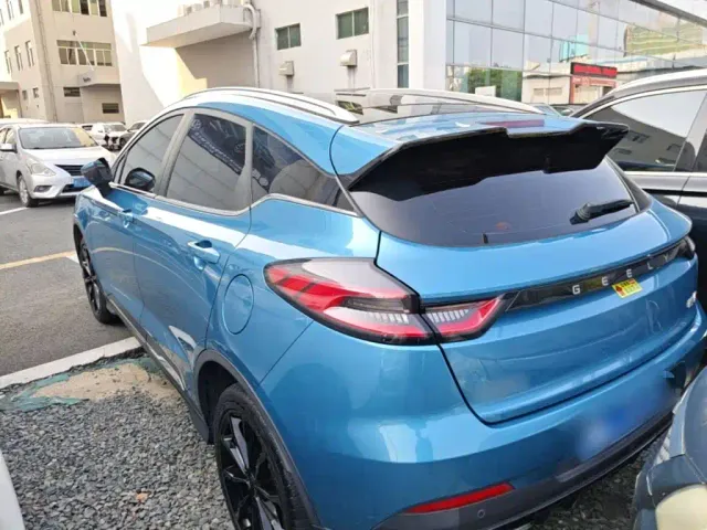 Geely Emgrand S — Фото автомобиля 4