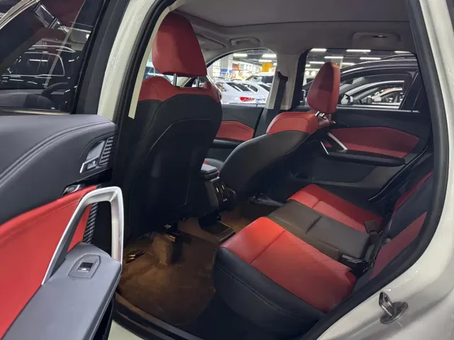 BMW X1 — Фото автомобиля 15