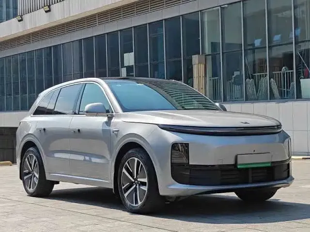 Li Auto L6 — Фото автомобиля 3