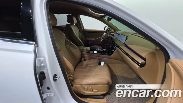 Genesis G80 Бензин 2.5 турбо AWD — Фото автомобиля 22