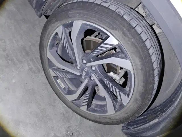 Geely Xingyue L — Фото автомобиля 6