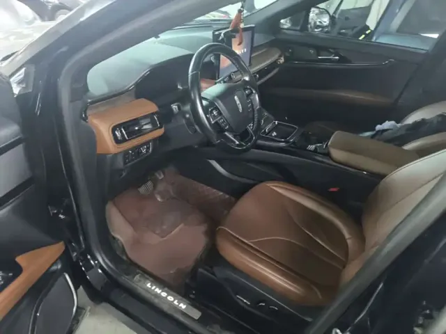 Lincoln Nautilus 2021 2.0T AWD Elegance Edition — Фото автомобиля 15