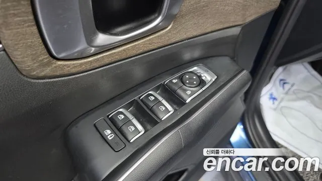 Kia Sorento Sorento 4-е поколение Дизель 2.2 2WD — Фото автомобиля 28