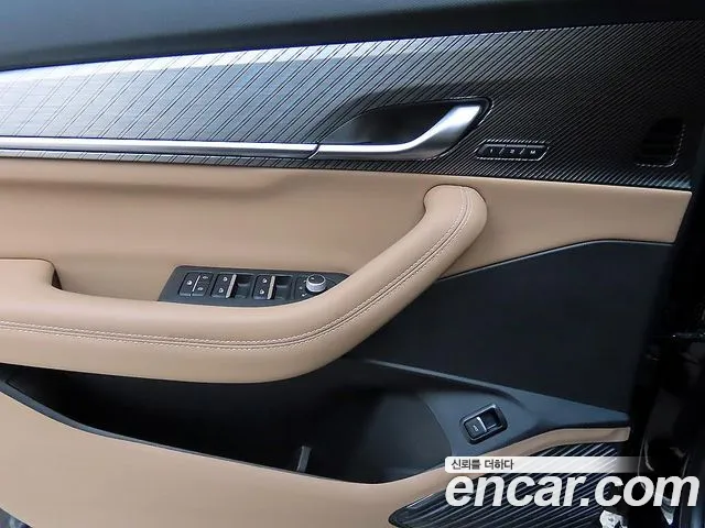Renault-KoreaSamsung Grand Koleos Grand Koleos — Фото автомобиля 12