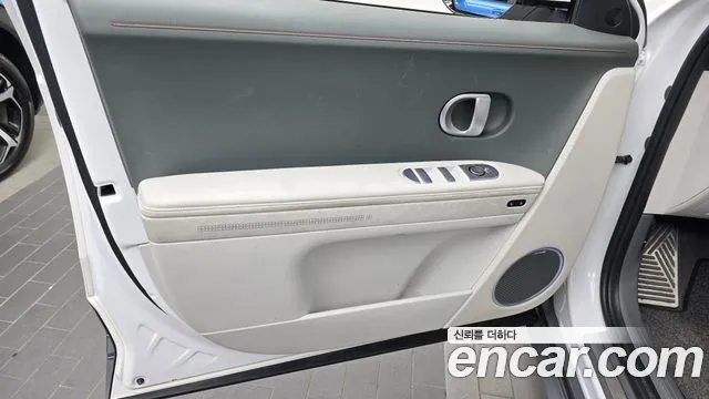 Hyundai Ioniq 5 — Фото автомобиля 13