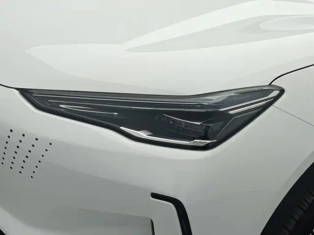 Geely Galaxy E5 — Фото автомобиля 14