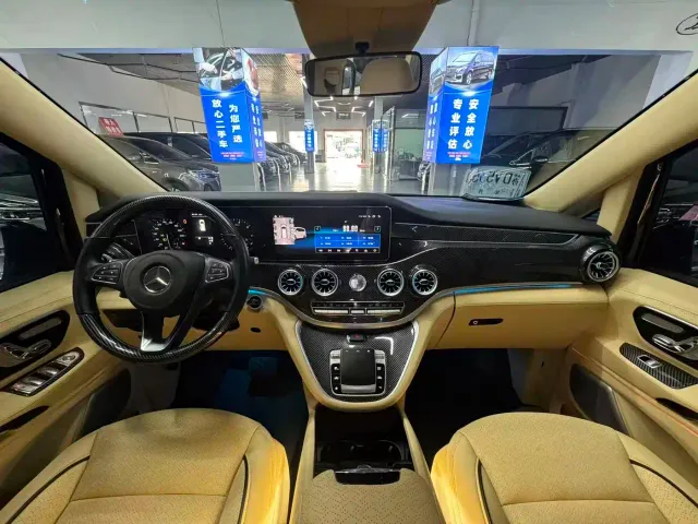 Mercedes-Benz Vito 2021 2.0T Business Edition 7-seater — Фото автомобиля 7