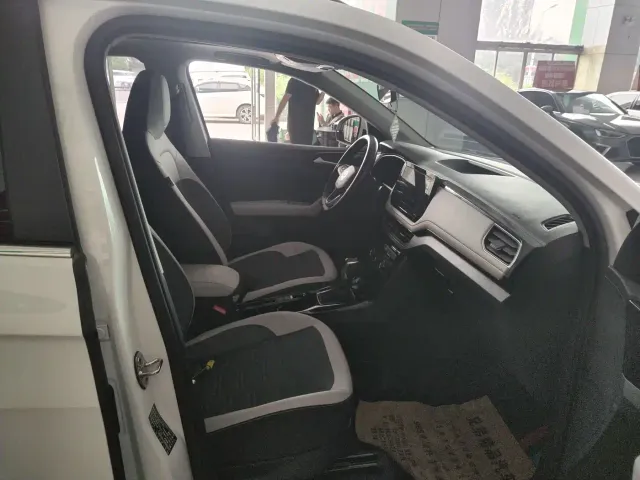 Volkswagen Tharu — Фото автомобиля 10