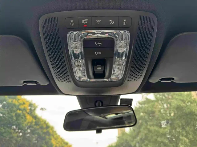 Mercedes-Benz A-Class — Фото автомобиля 23