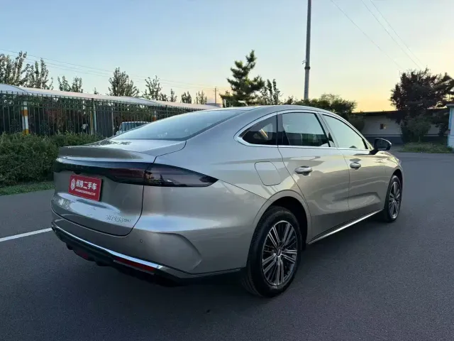 Geely Galaxy Stellar 6 — Фото автомобиля 6