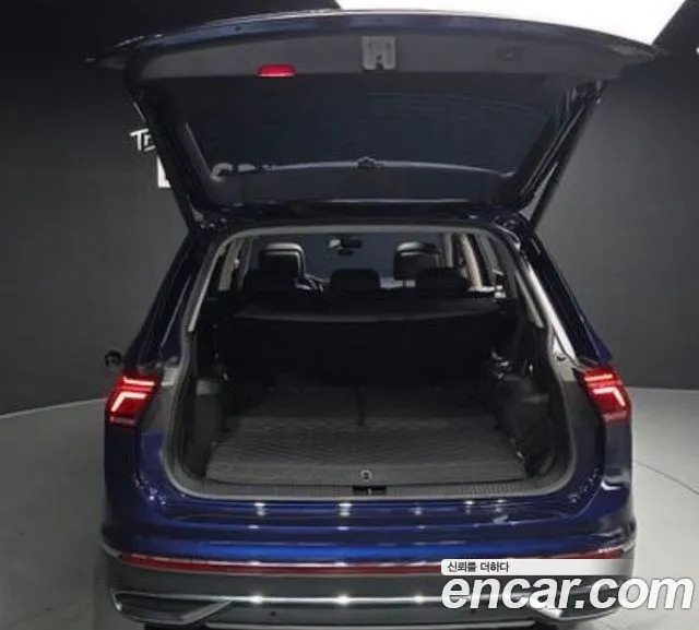 Volkswagen Tiguan — Фото автомобиля 7