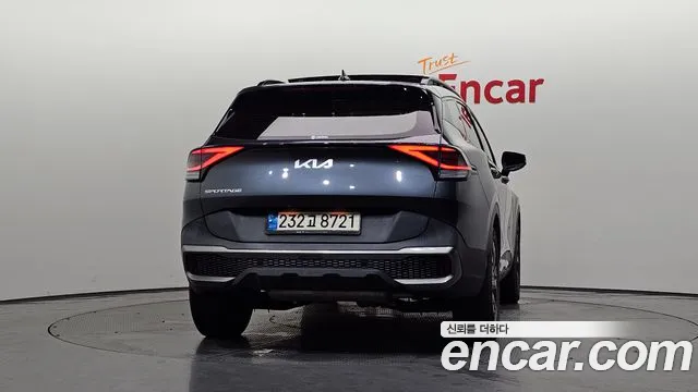 Kia Sportage Sportage 5-е поколение Бензин 1.6 турбо 2WD — Фото автомобиля 4