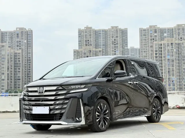 Toyota Vellfire — Фото автомобиля 23