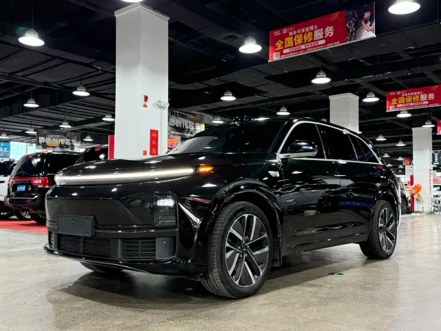 Фотография автомобиля — Li Auto L7