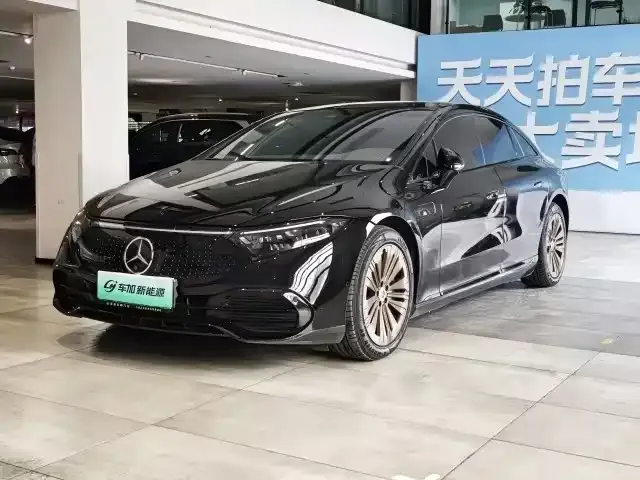 Фотография автомобиля — Mercedes-Benz EQS