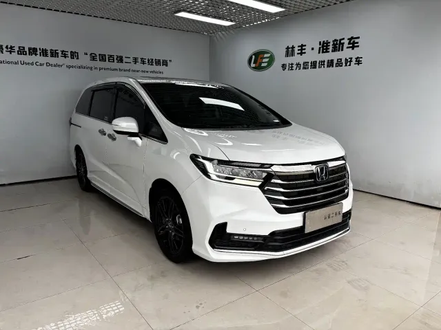 Honda Odyssey — Фото автомобиля 4