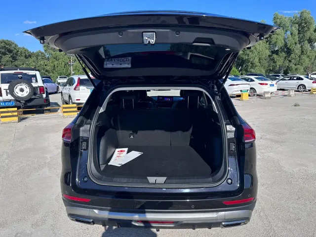 Haval H6 — Фото автомобиля 12