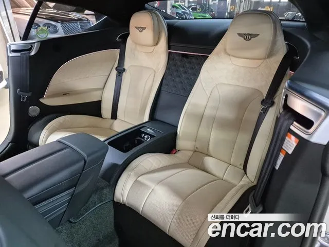 Bentley Continental — Фото автомобиля 10
