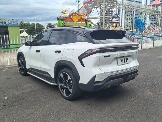 Geely Galaxy L7 — Фото автомобиля 5