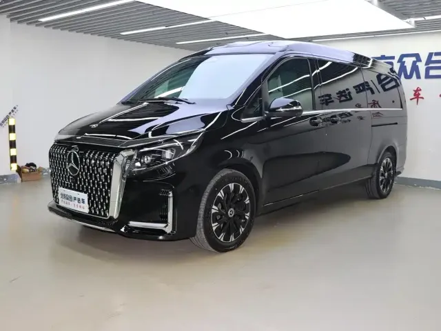 Фотография автомобиля — Mercedes-Benz V-Class