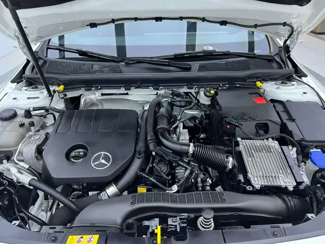 Mercedes-Benz A-Class — Фото автомобиля 23