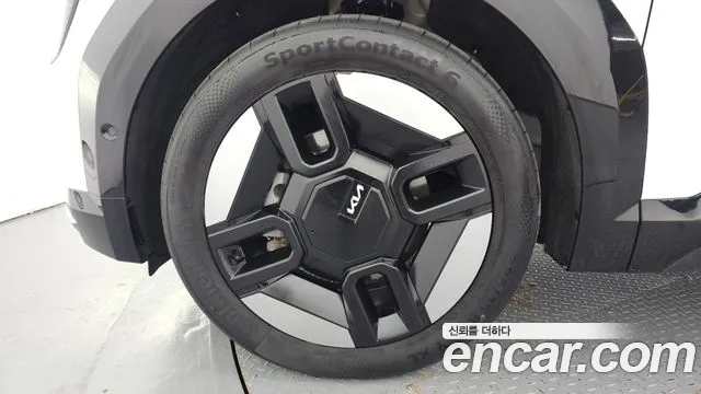 Kia EV9 — Фото автомобиля 5
