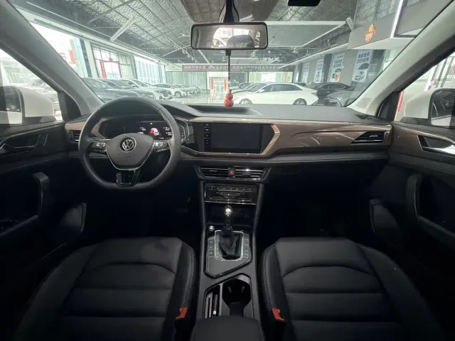 Volkswagen Tharu — Фото автомобиля 10