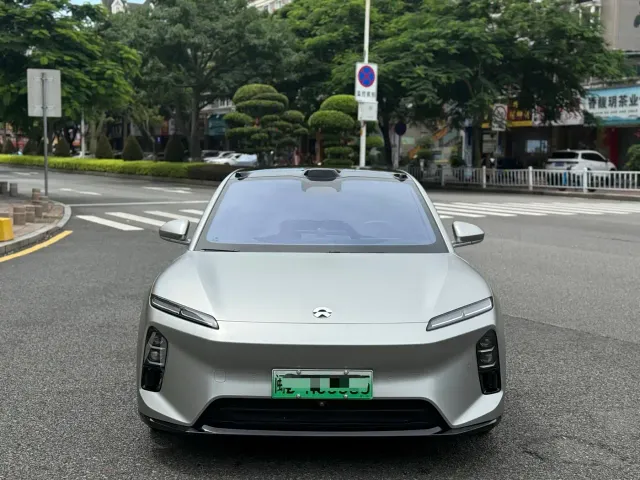 Nio ET5 — Фото автомобиля 2