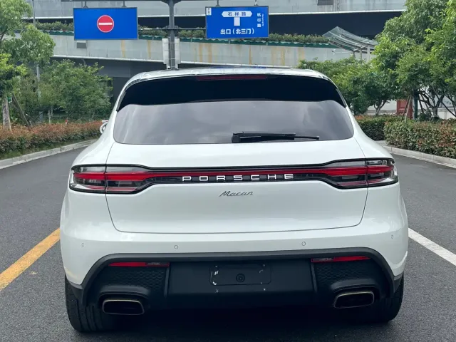 Porsche Macan — Фото автомобиля 15