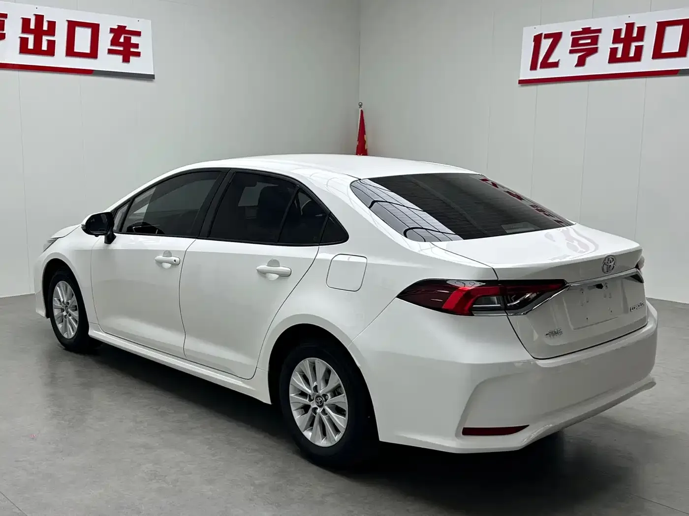 Toyota Corolla 2022 TNGA 1.5L CVT Pioneer Edition — Фото автомобиля 15
