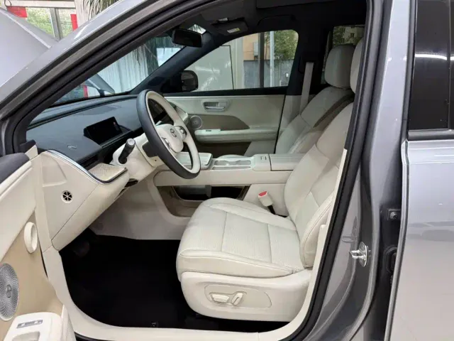 Toyota BoZhi 3X — Фото автомобиля 16