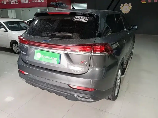 Changan Oshan Changan Oshan X7 PLUS 2022 1.5T Blue Whale Edition Auto Premium — Фото автомобиля 6