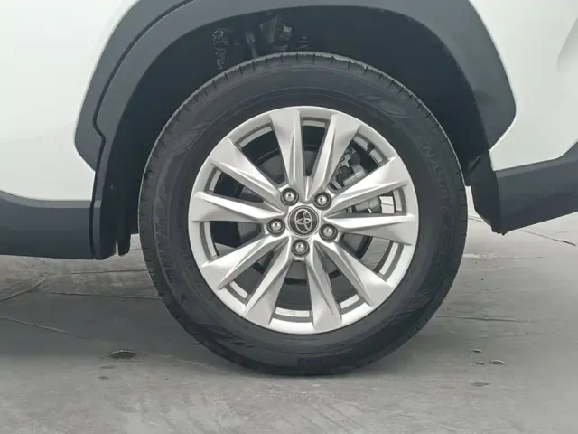 Toyota Corolla Cross — Фото автомобиля 9